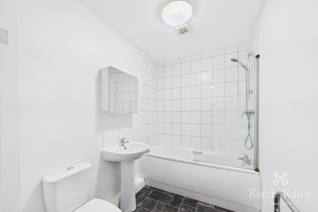 Additional image 4 of Balme Road, Cleckheaton, West Yorkshire, BD19