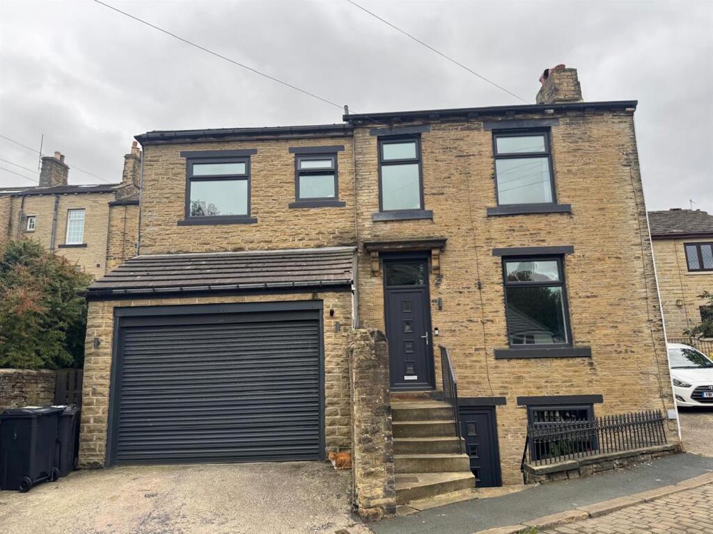 Crag Hill Road, Thackley, Bradford