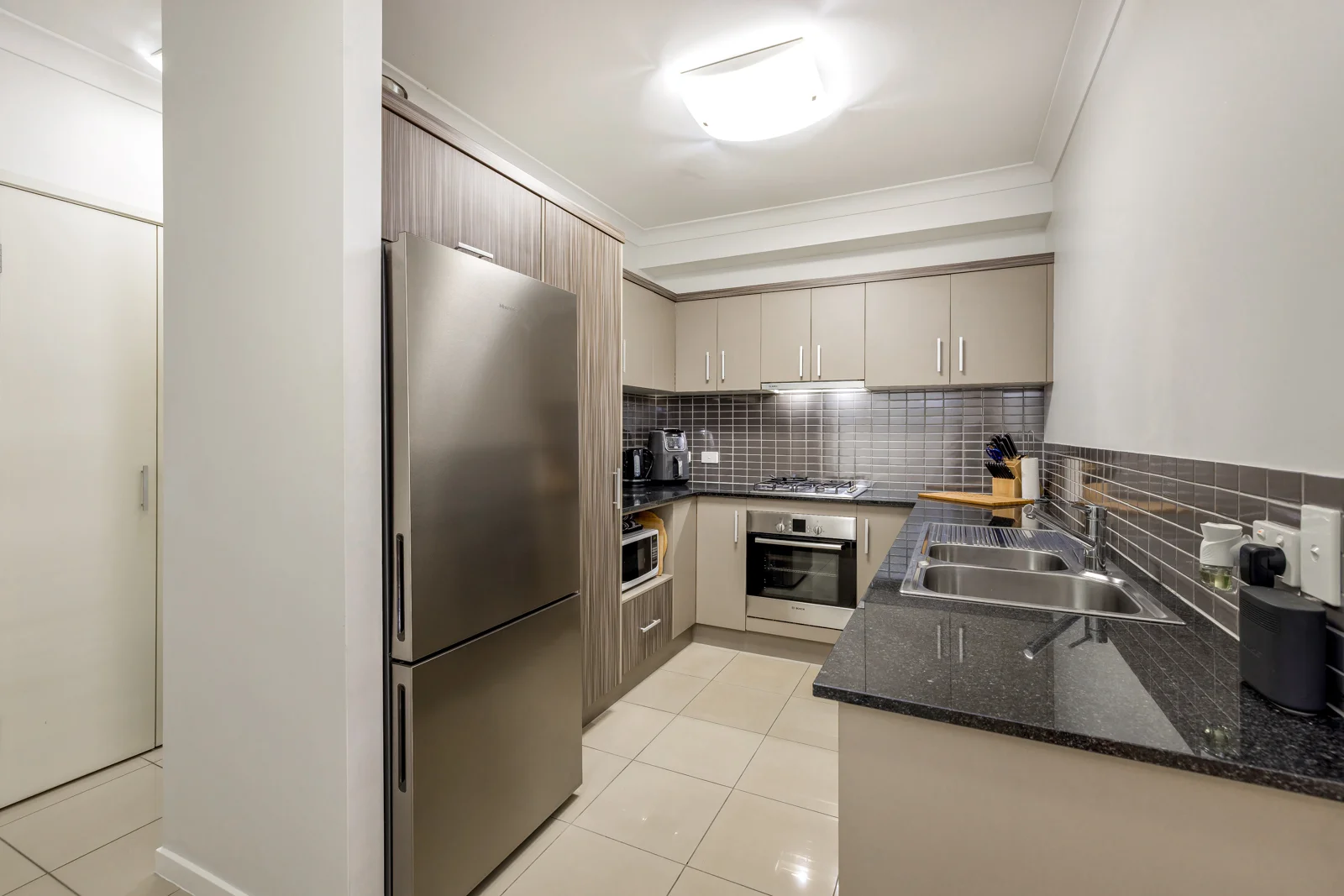 Additional image 3 of 1117/37-41 Mann Street, Westcourt QLD 4870