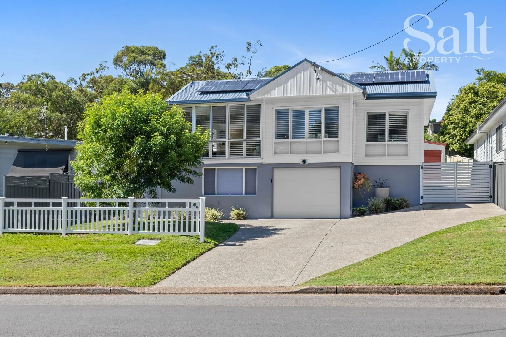 90 Waratah Avenue, Charlestown NSW 2290