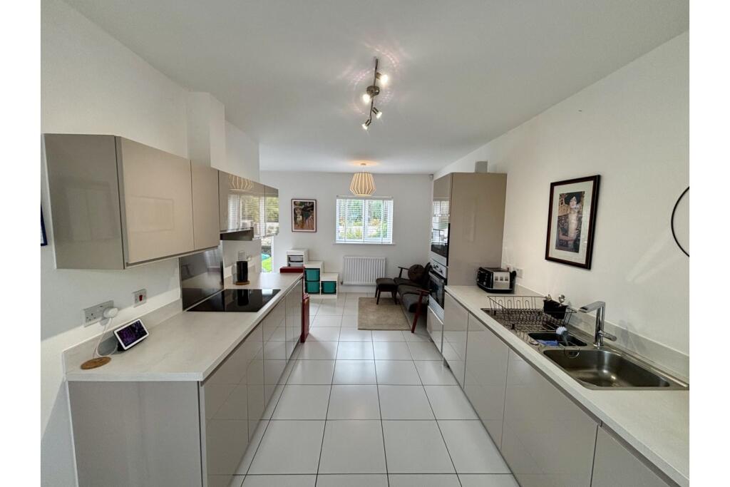 Additional image 4 of Dobson Rise, Bradford, BD10