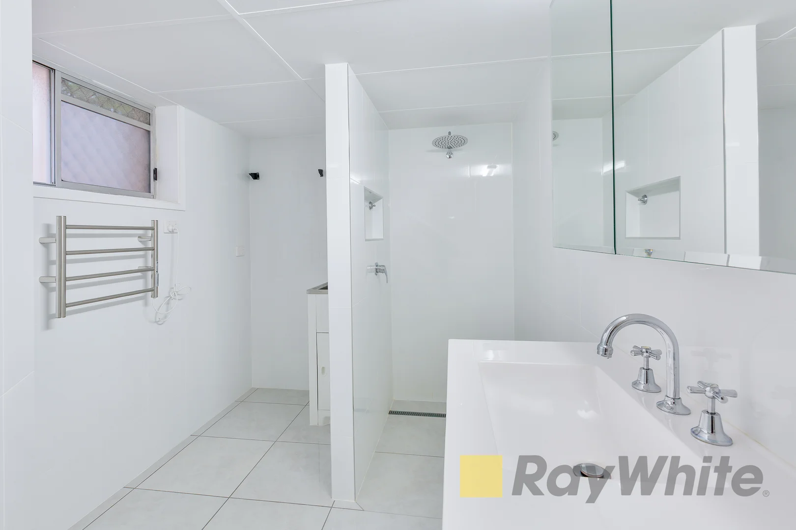 Additional image 11 of 1/18 Anne Avenue, Broadbeach QLD 4218