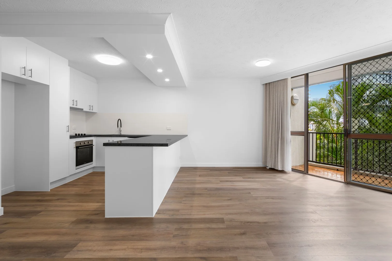 Additional image 14 of 17/117 Old Burleigh Road, Broadbeach QLD 4218