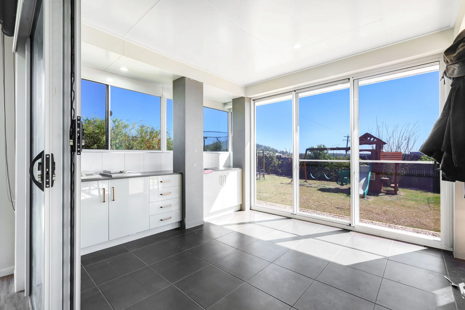 Additional image 8 of 8a Sophia Crescent, Cotswold Hills QLD 4350