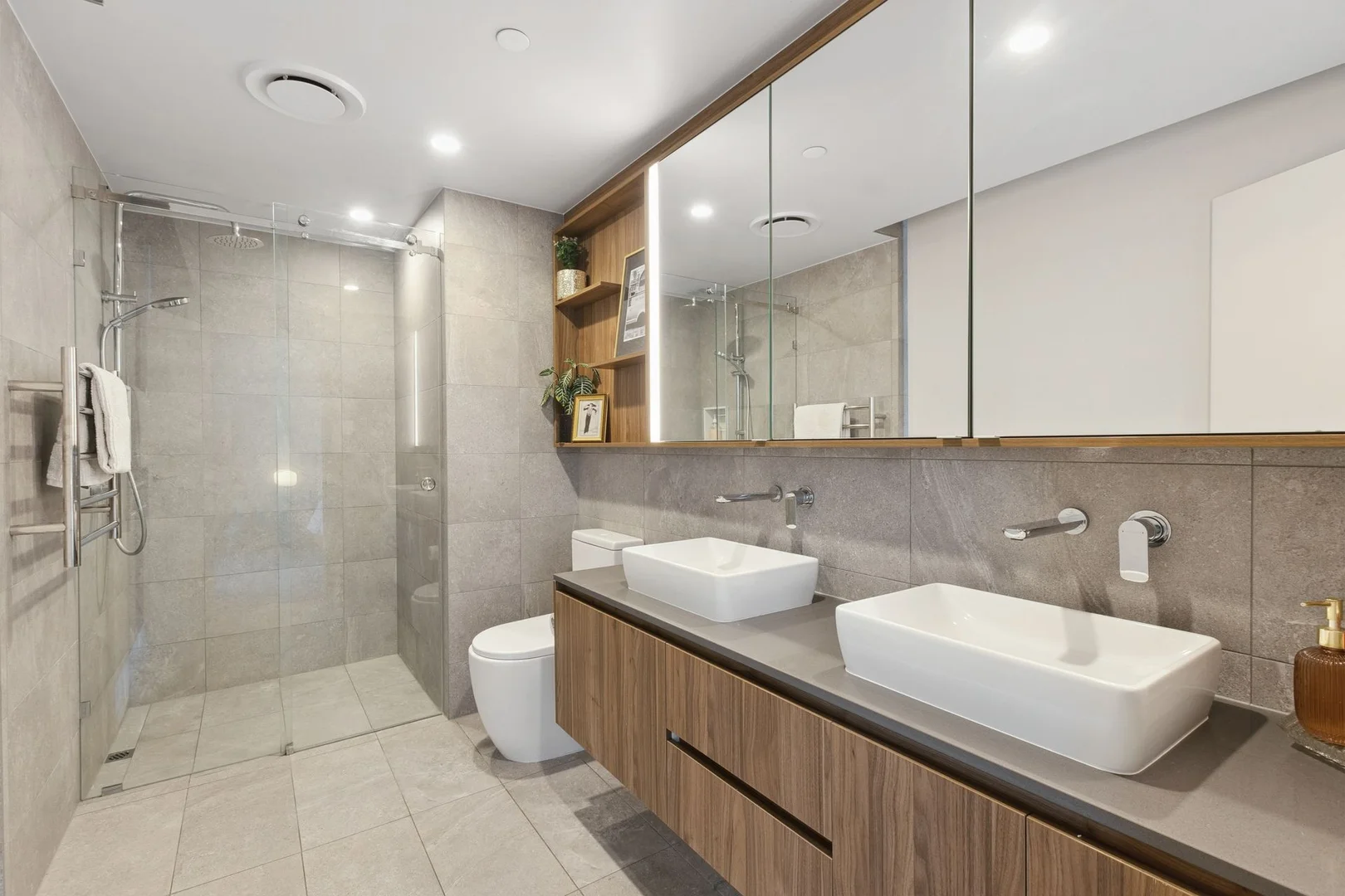 Additional image 11 of 503/99 Mill Point Rd, South Perth WA 6151