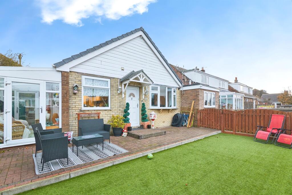 Longhouse Drive, Denholme, Bradford