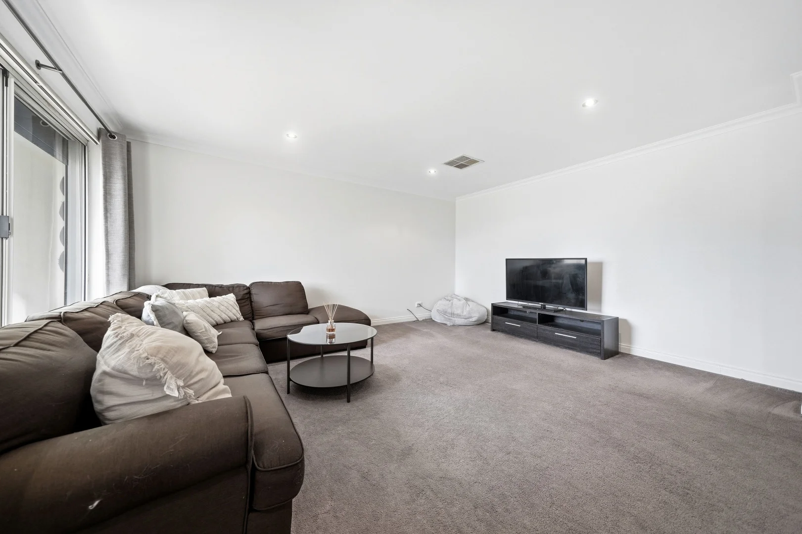 Additional image 13 of 24 Farmaner Parkway, Ellenbrook WA 6069