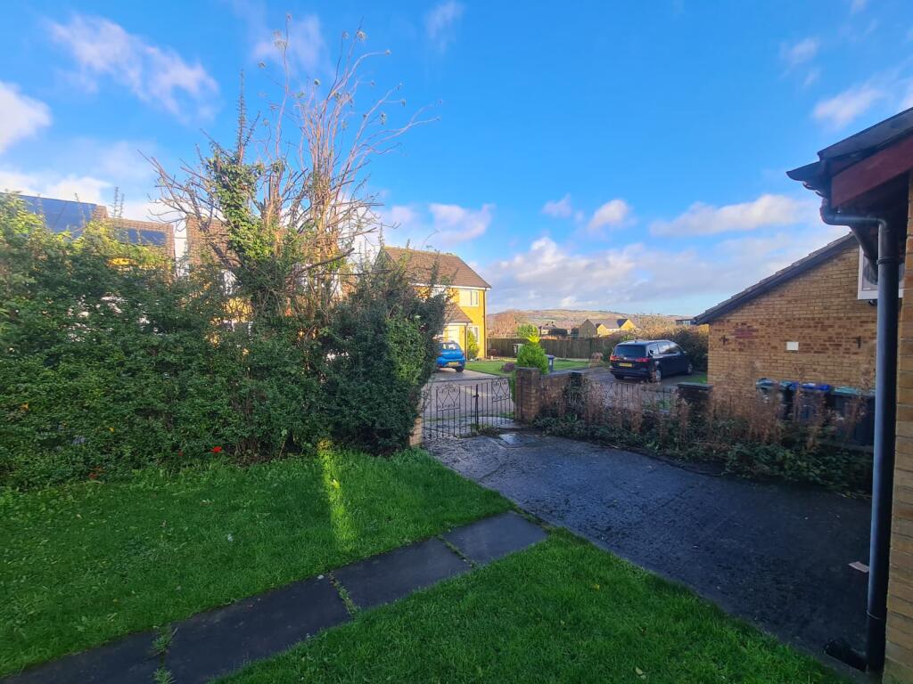 Additional image 3 of Carnoustie Grove, Bingley
