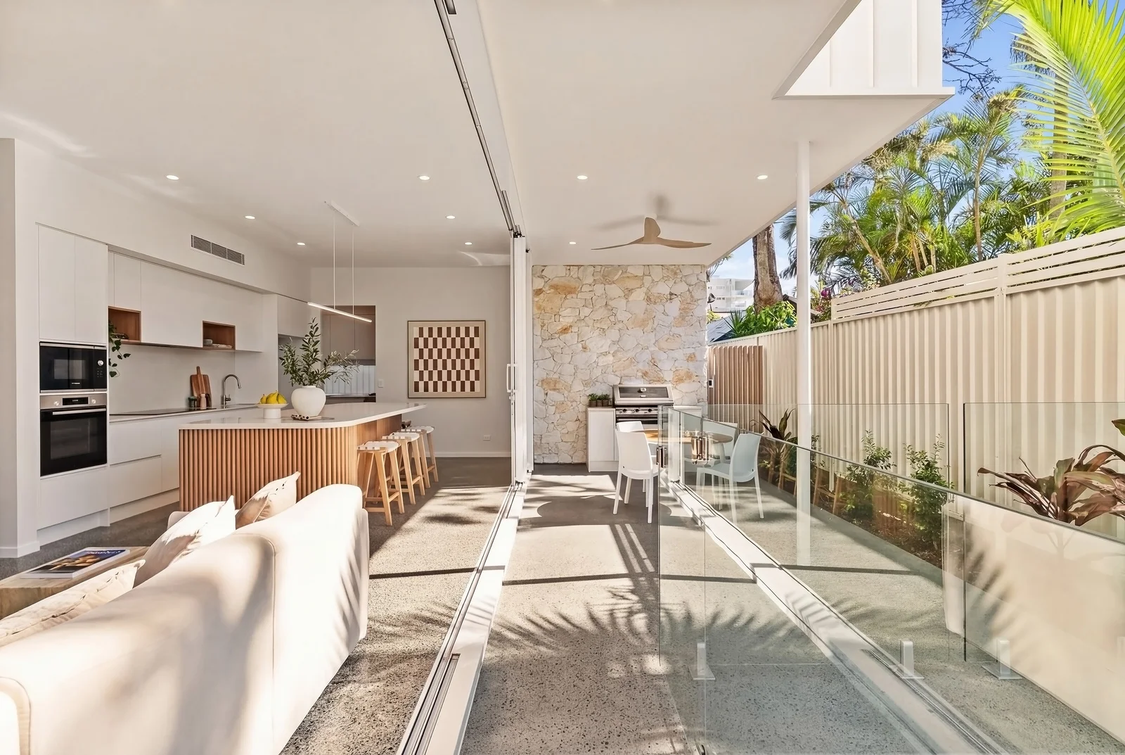 Additional image 4 of 2/17 Third Avenue, Palm Beach QLD 4221