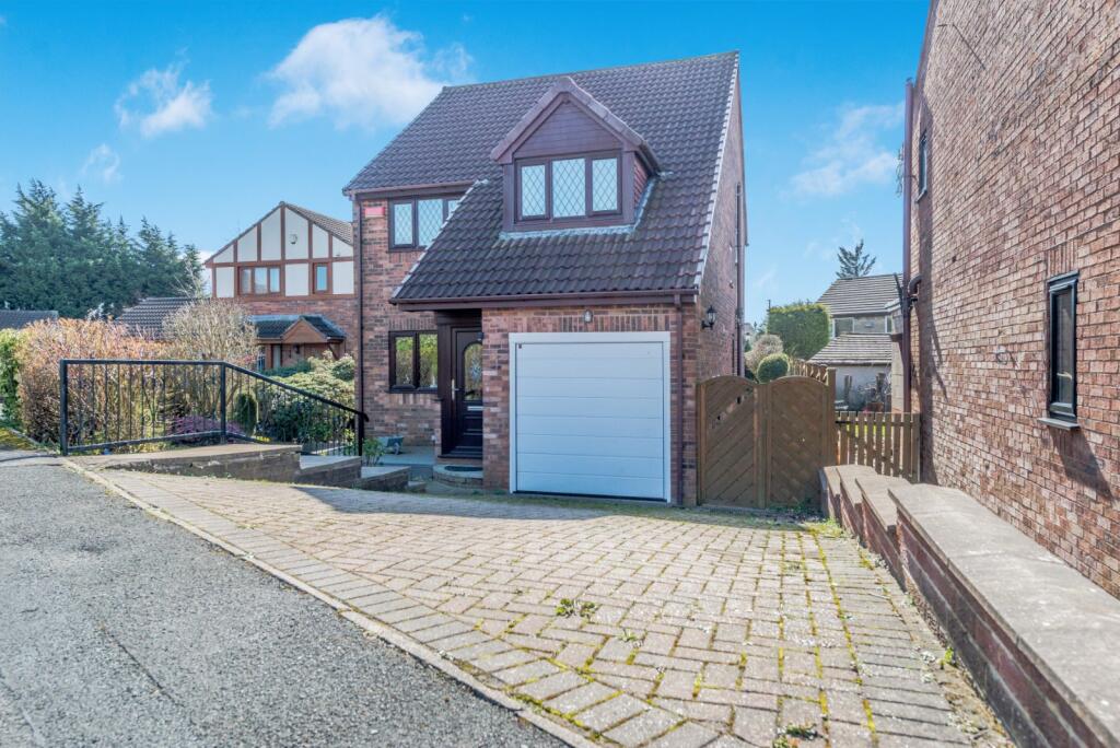 Paddock Close, Drighlington, West Yorkshire, BD11