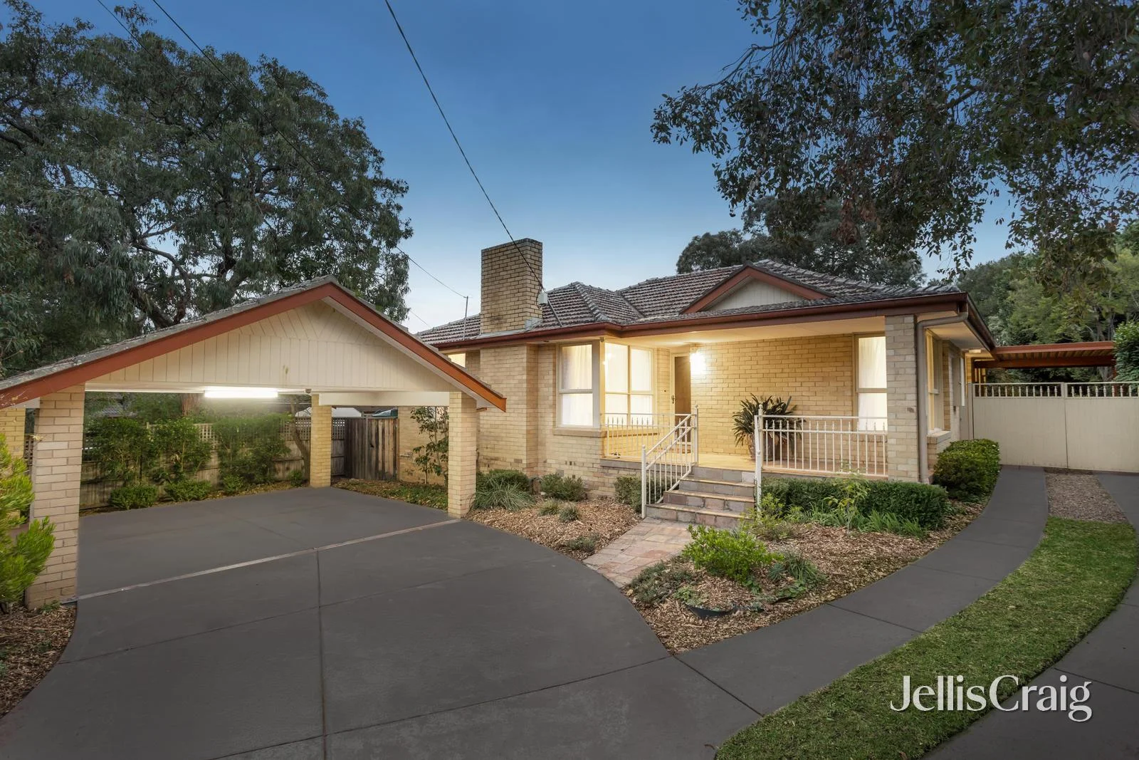 10 Kinkora Road, Blackburn VIC 3130