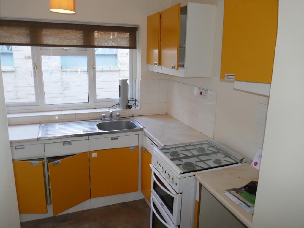 Earle Street, Yeovil photo 4