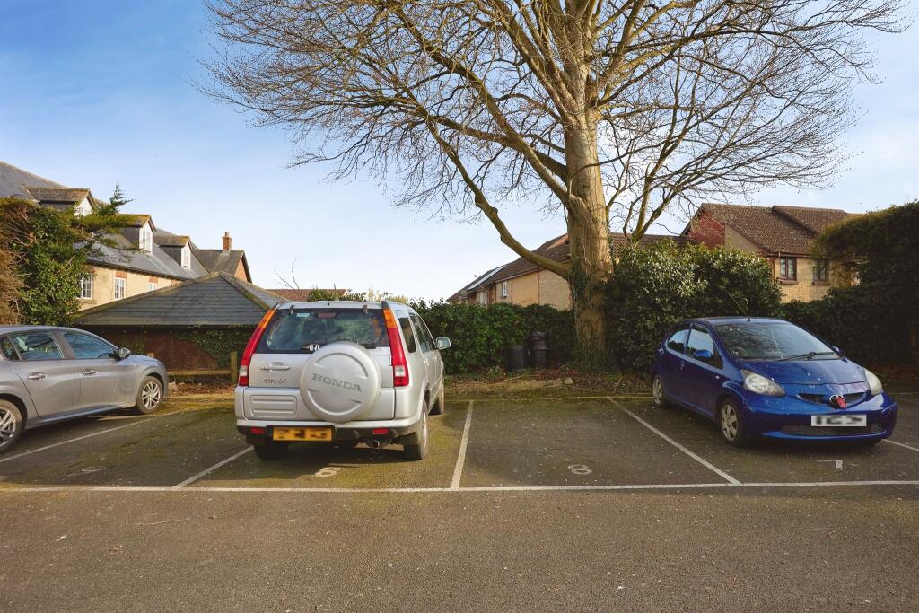 Additional image 13 of High Street, Henstridge, Templecombe