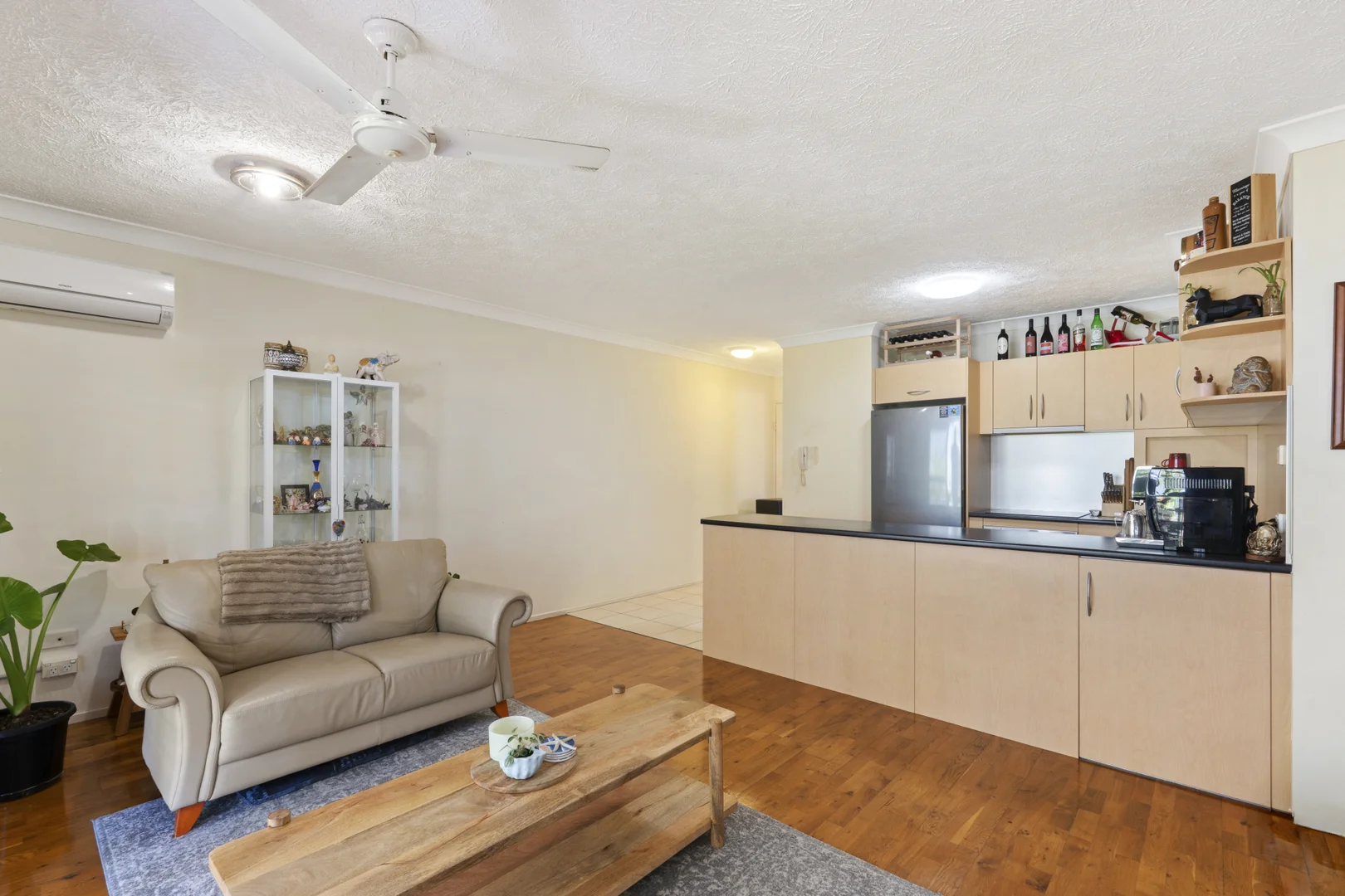 Additional image 6 of 1/32-36 Ocean Street, Mermaid Beach QLD 4218