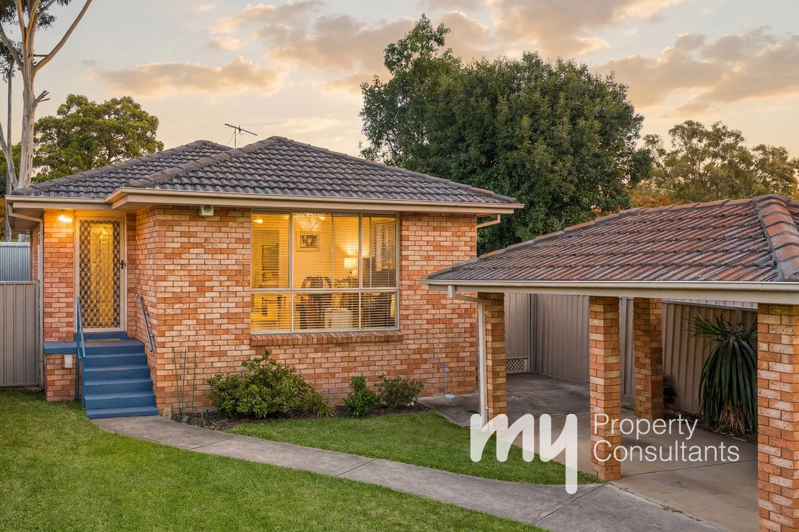 19 Euphrates Place, Kearns NSW 2558