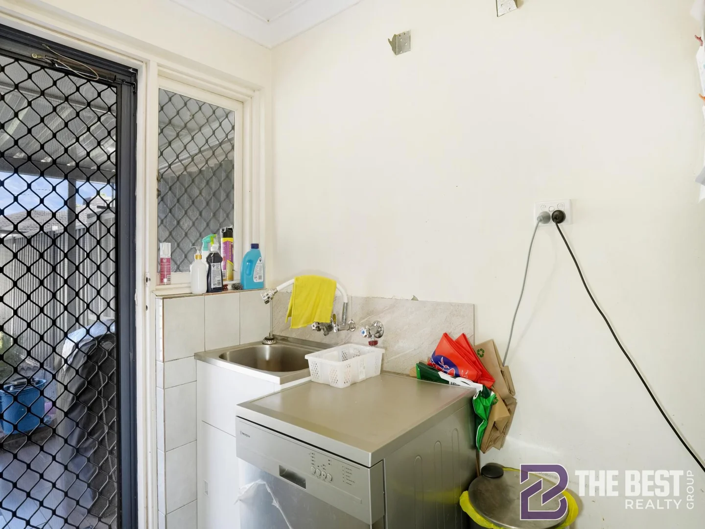 Additional image 14 of 2 Amanda Drive, Camillo WA 6111