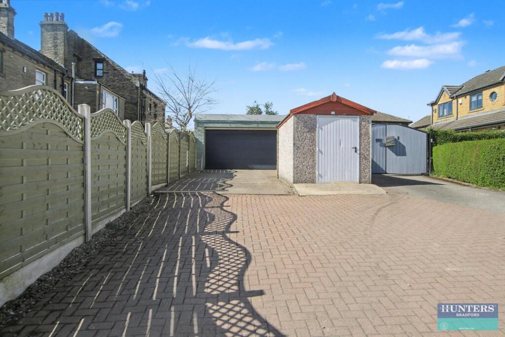 Additional image 28 of Abb Scott Lane Low Moor, Bradford, BD12 0EN