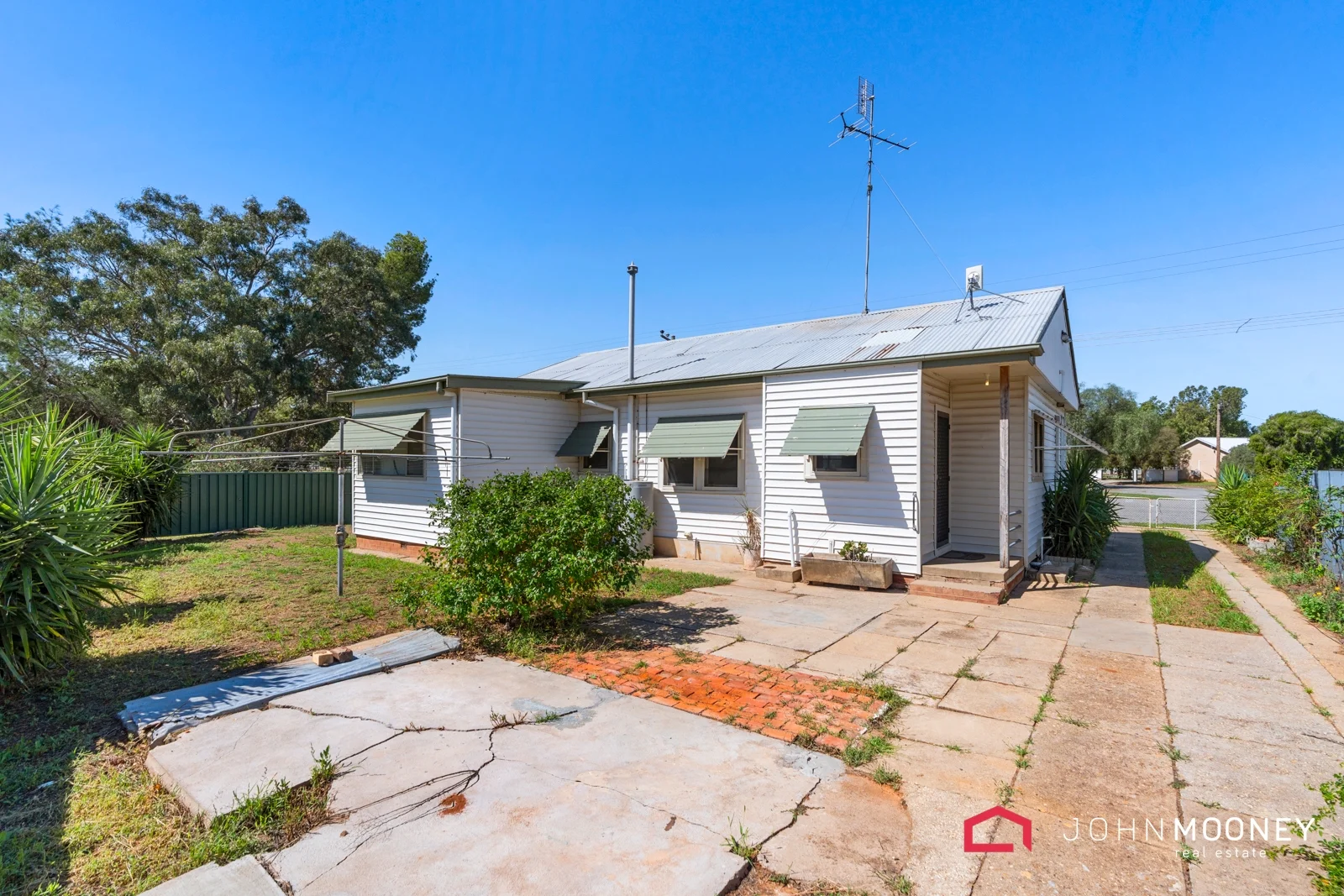 Additional image 14 of 9 Urana Street, Lockhart NSW 2656