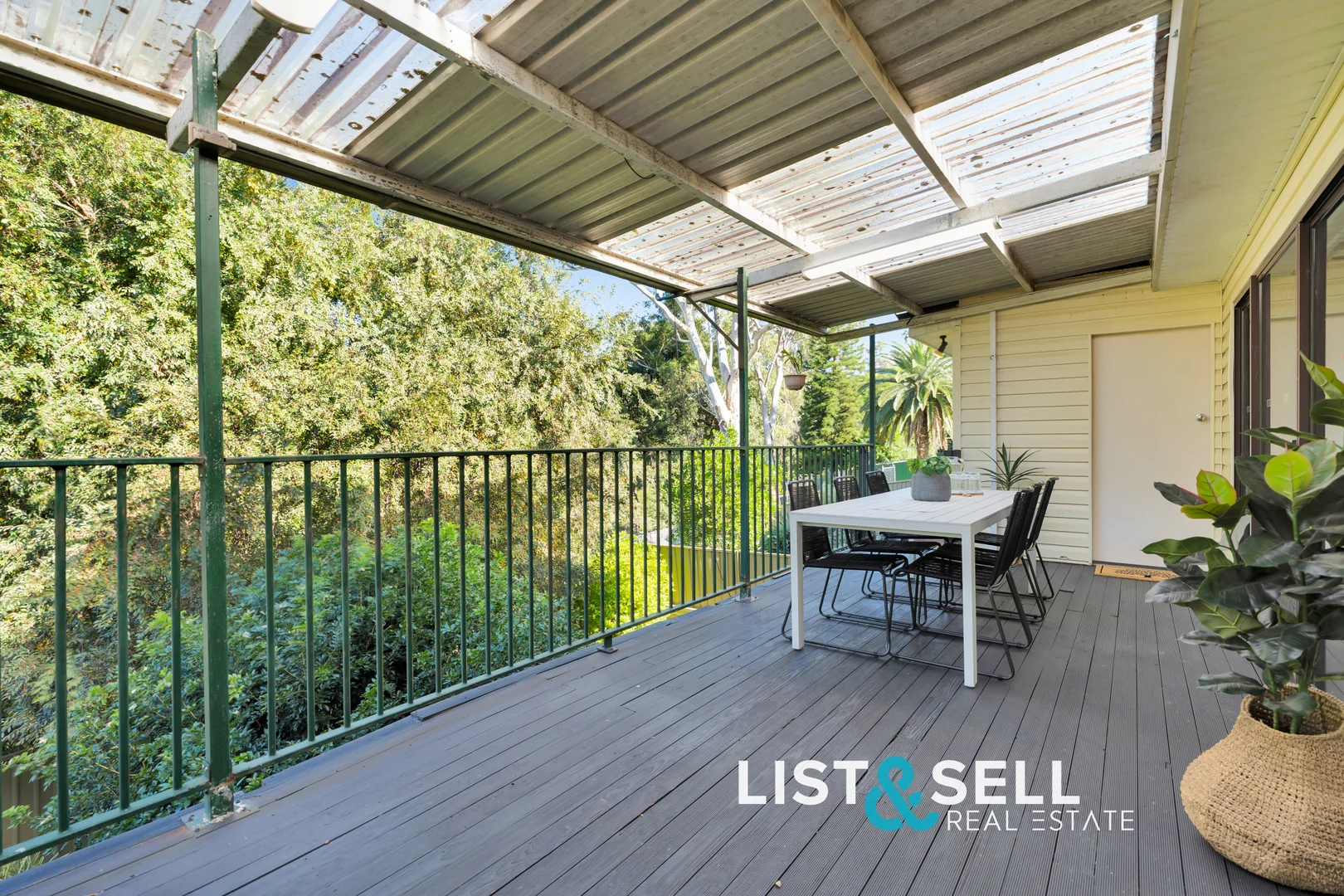 Additional image 16 of 35 Canberra Crescent, Campbelltown NSW 2560