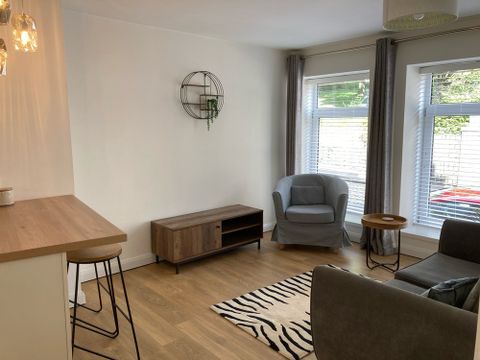 21B Raeburn Place, Aberdeen AB25