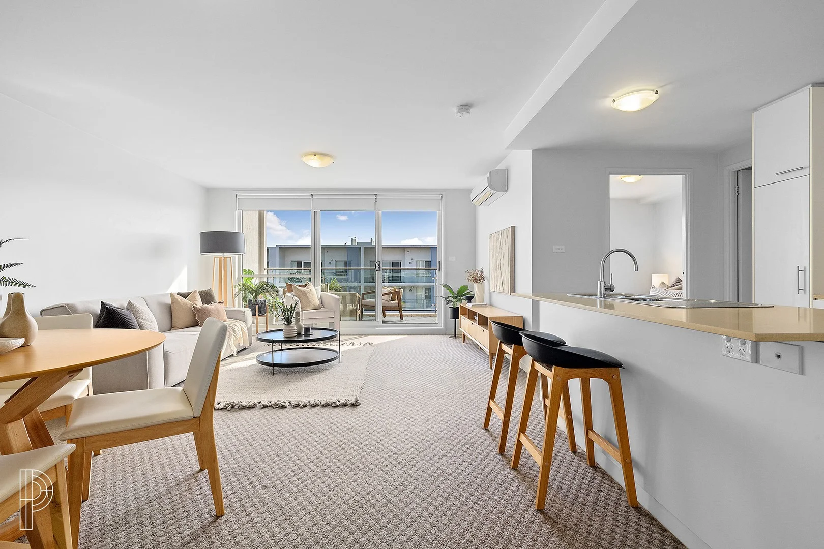153/64 College Street, Belconnen ACT 2617