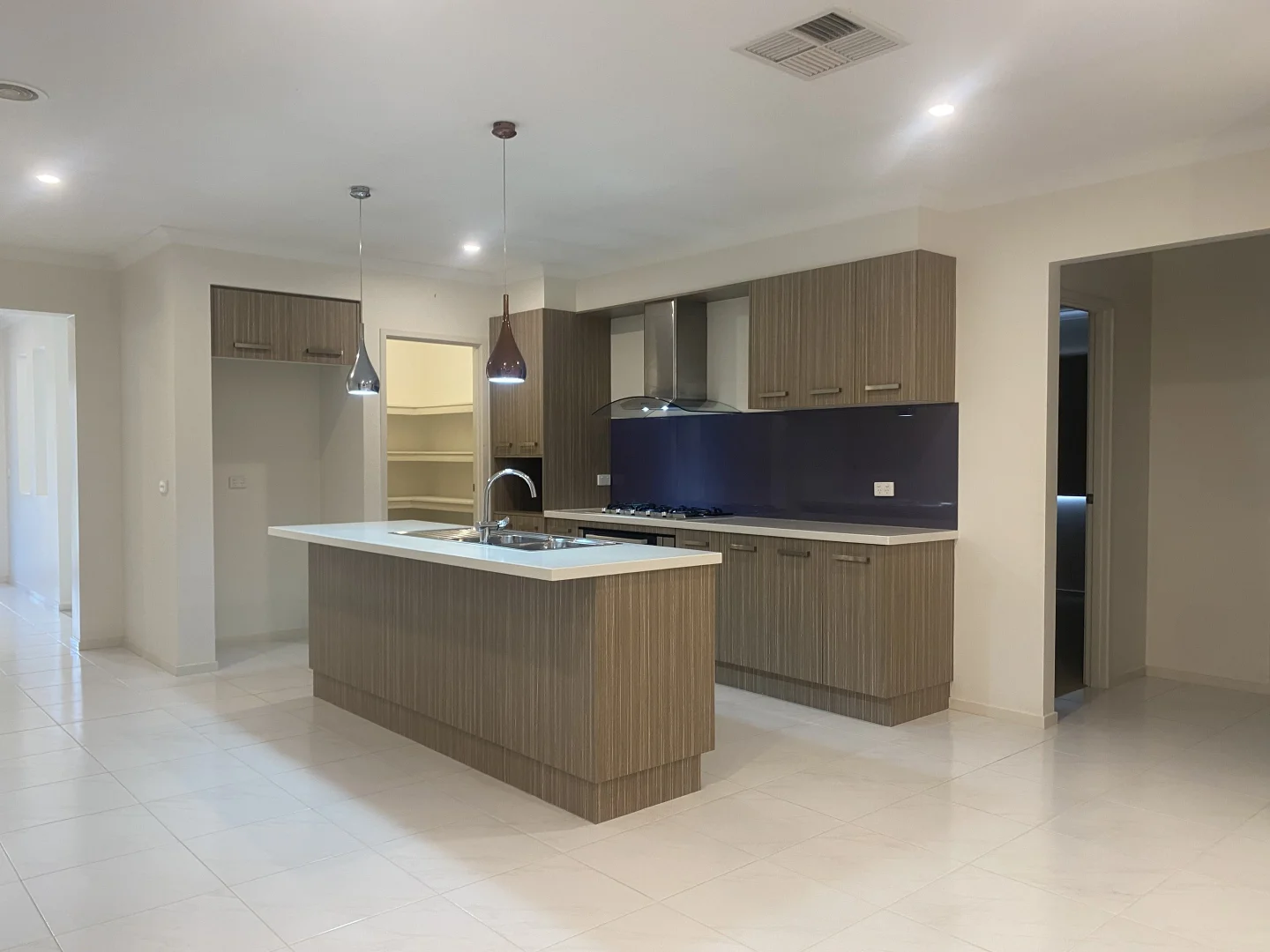 102 Sunstone Boulevard, Doreen VIC 3754 photo 4