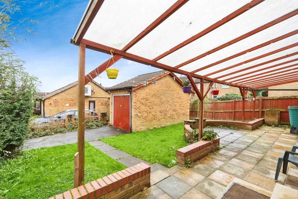 Additional image 14 of Carnoustie Grove, Bingley