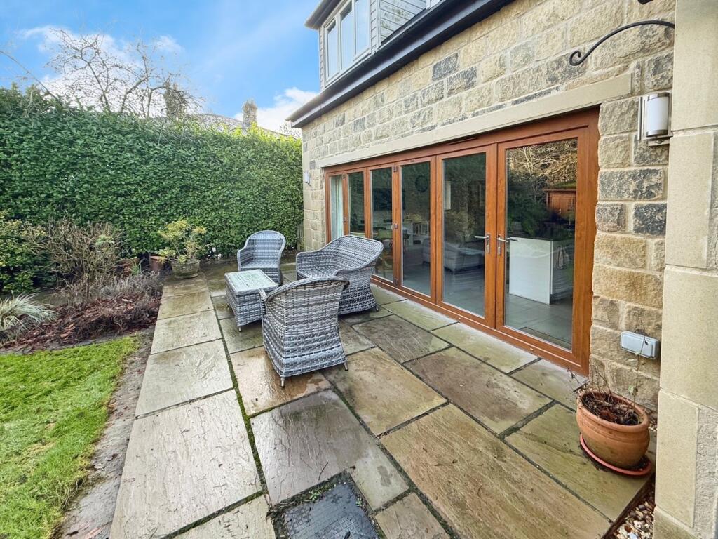 Additional image 39 of Gilstead Lane, Bingley, BD16