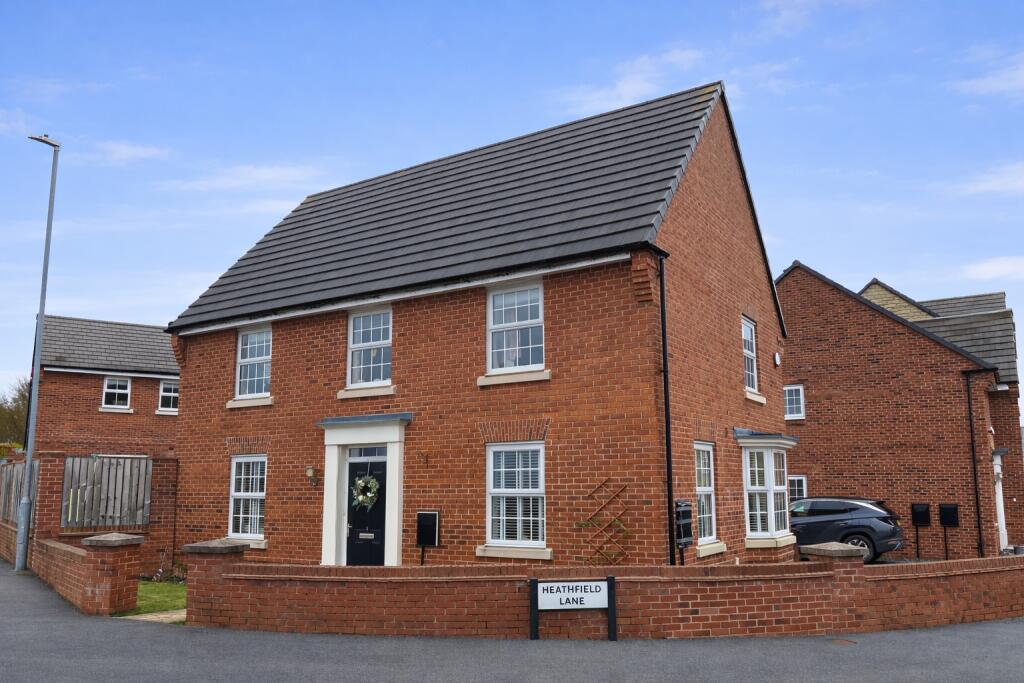 Heathfield Lane, Birkenshaw, Bradford, West Yorkshire, BD11