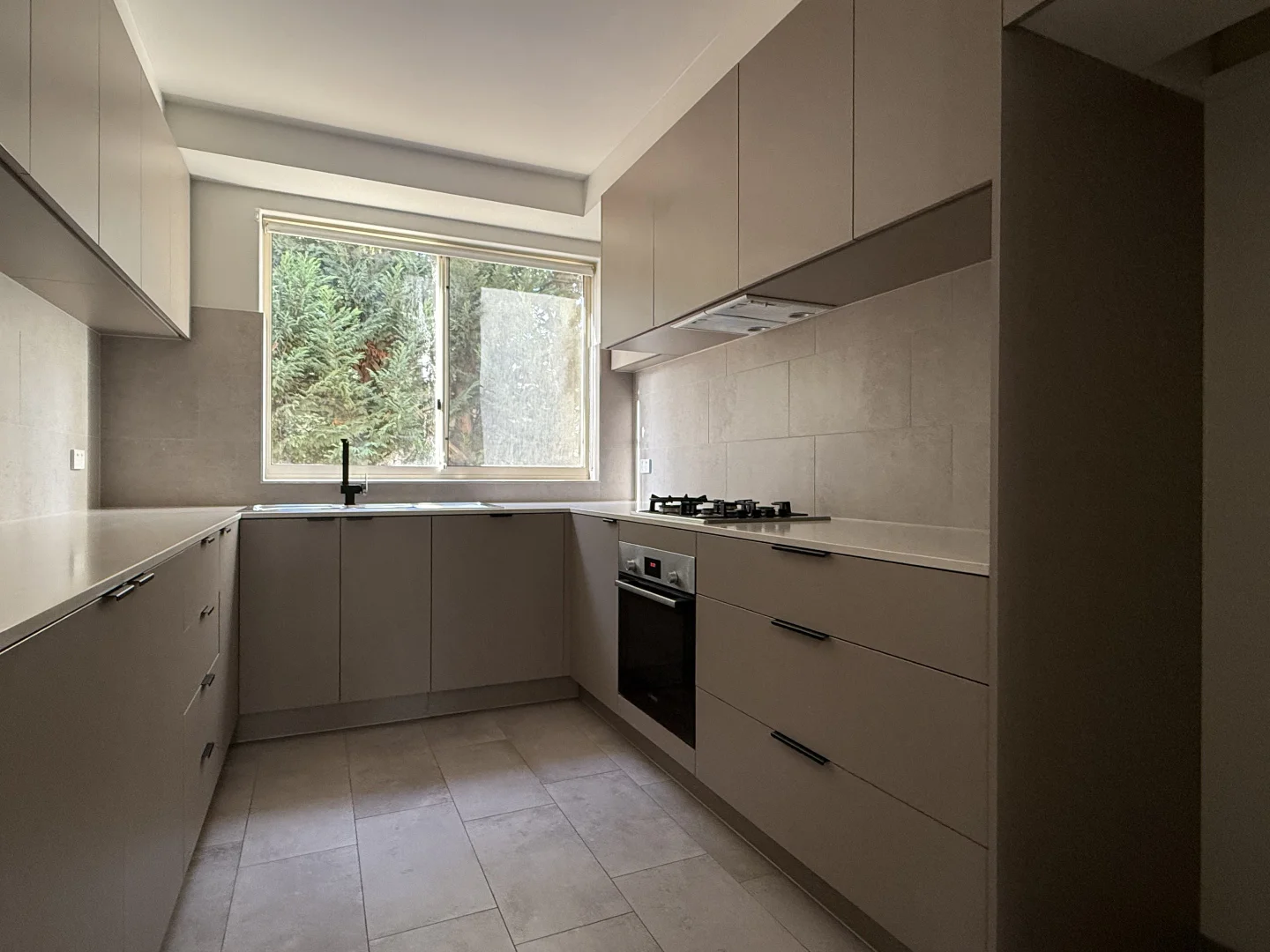 Additional image 5 of 2/44 White Avenue, Kew East VIC 3102
