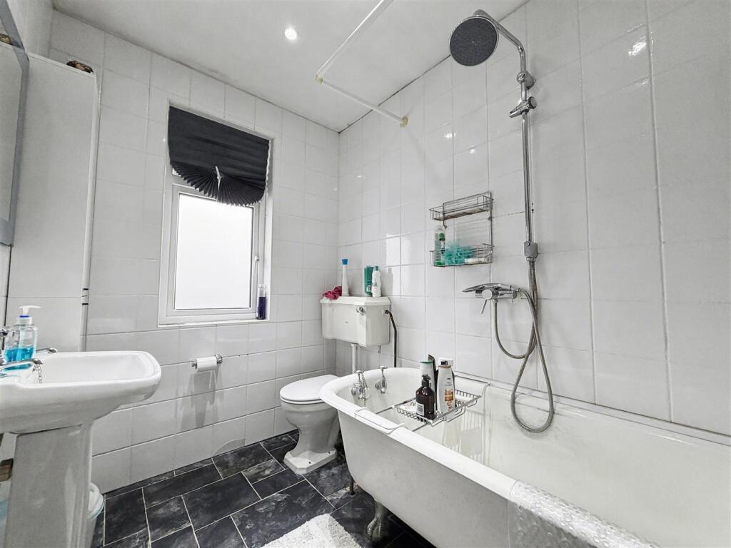 Additional image 23 of Hayes Road, Midsomer Norton