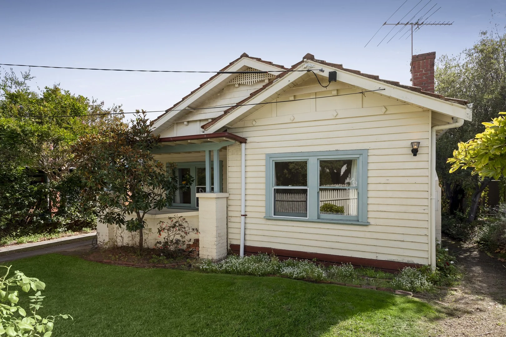 13 Prahran Grove, Elsternwick VIC 3185