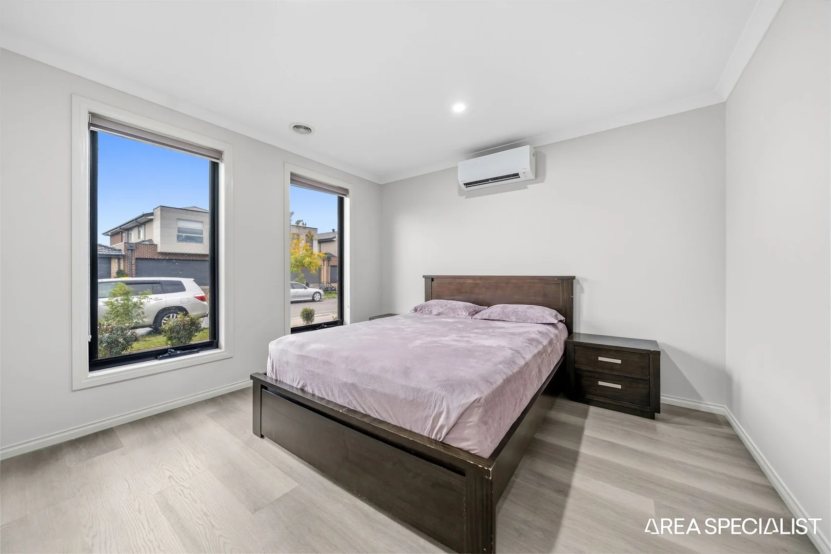 Additional image 5 of 8 Dalziell Crescent, Cranbourne North VIC 3977