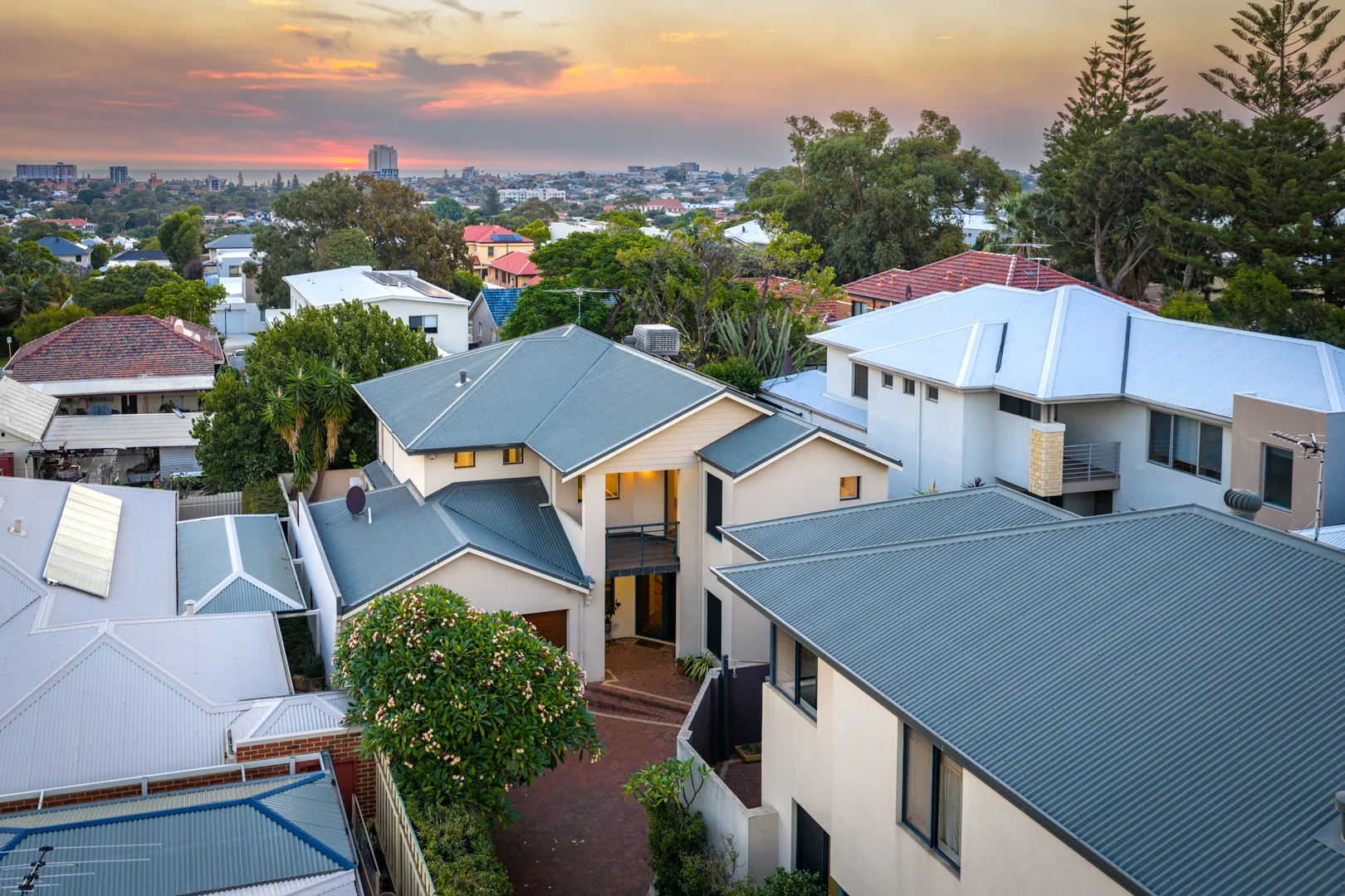 Additional image 6 of 199B Gildercliffe Street, Scarborough WA 6019