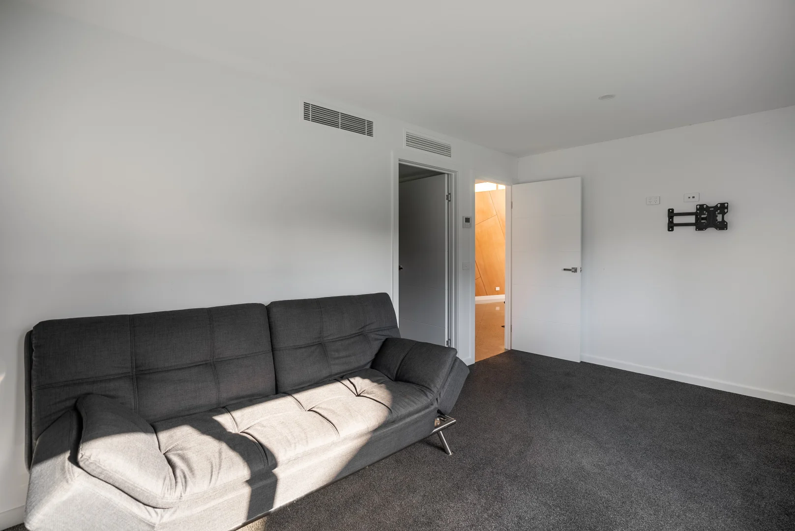 Additional image 8 of 4 Parker Street, Devonport TAS 7310