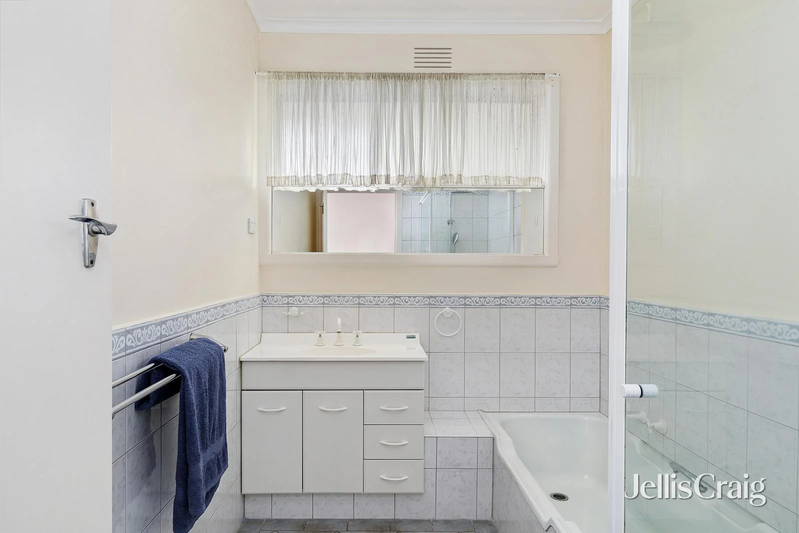 Additional image 10 of 6 Coorie Crescent, Rosanna VIC 3084
