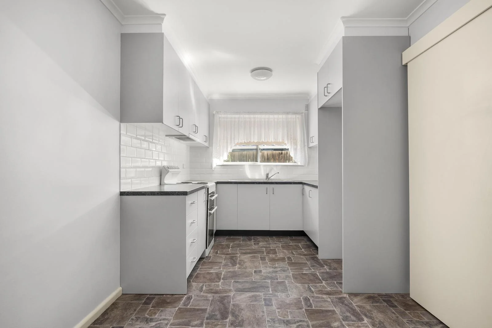 Additional image 8 of 3/6 Edward Street, Essendon VIC 3040