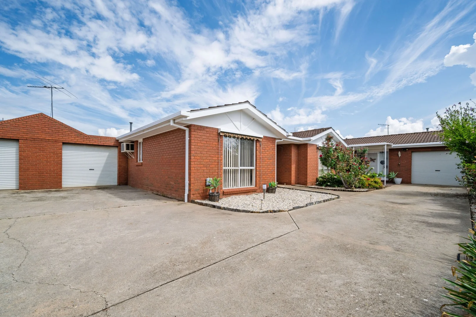 2/261 Hume Street, Corowa NSW 2646