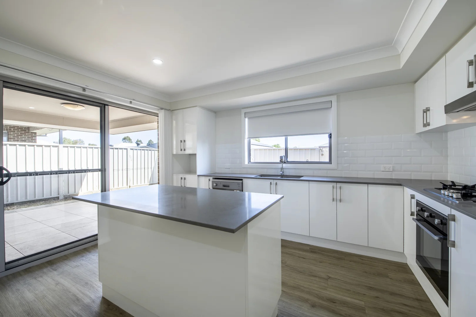 14 Ebor Way, Dubbo NSW 2830 photo 2
