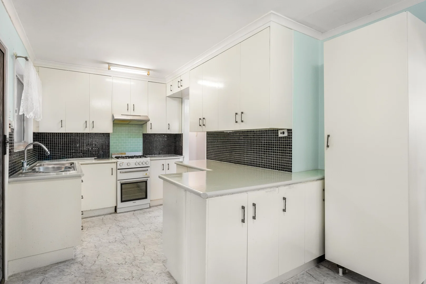 Additional image 8 of 173 Redbank Plains Road, Bellbird Park QLD 4300
