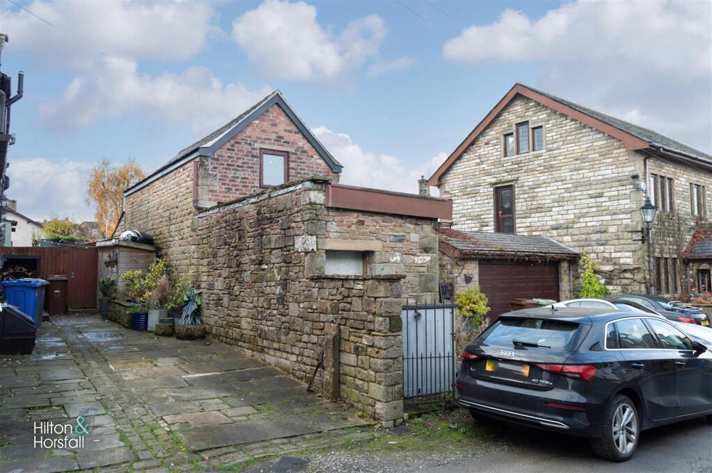 Castle View, Barnoldswick photo 2