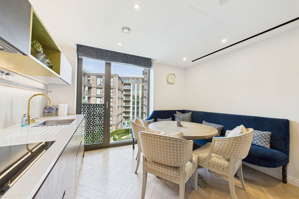 Additional image 24 of 4 bed flat for saleMichael Road, London SW6