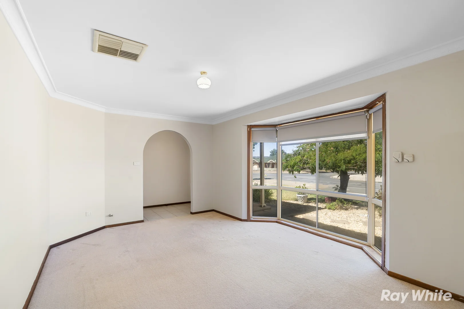 Additional image 2 of 75 Dalman Parkway, Glenfield Park NSW 2650