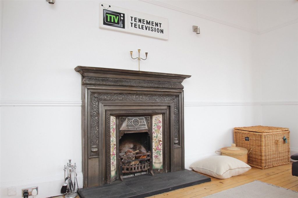 Additional image 4 of 4 bed flat for saleHighburgh Road, Dowanhill, Glasgow G12