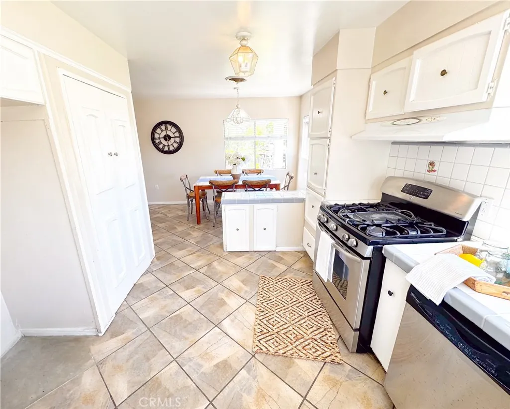 Additional image 10 of 7615 Kittyhawk Avenue, Los Angeles, CA 90045