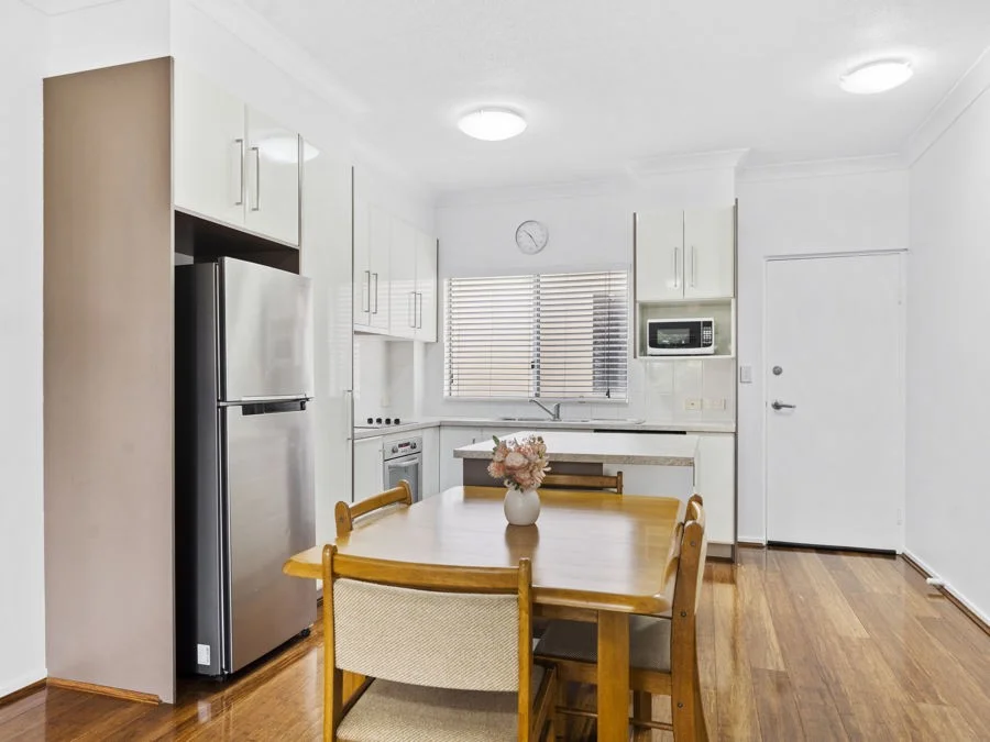 Additional image 5 of 1/298 Cavendish Road, Coorparoo QLD 4151