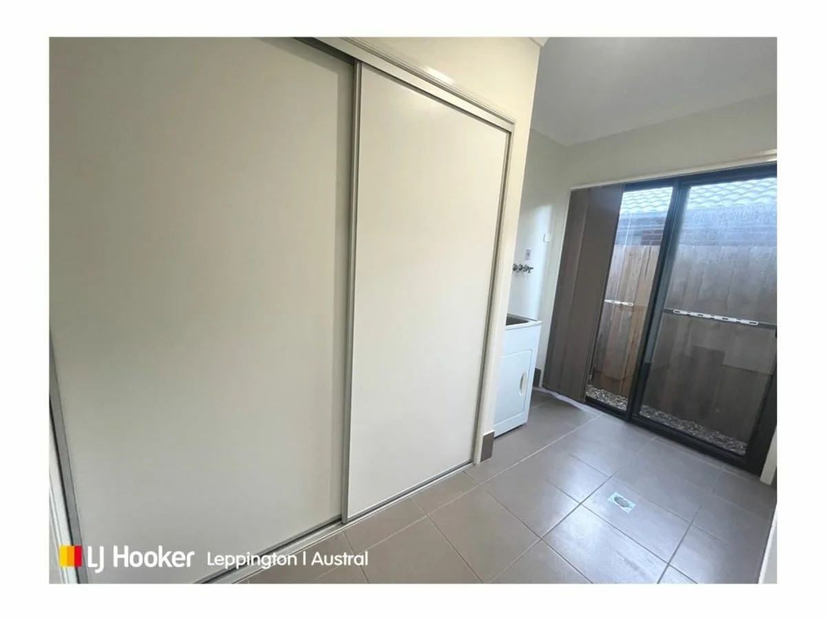 25 Bowerman Road, Elderslie NSW 2570 photo 2