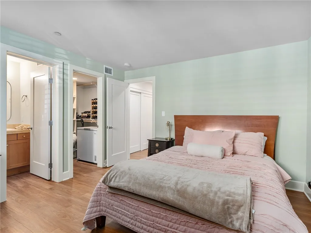 Additional image 35 of 305 Kansas Street Unit D, El Segundo, CA 90245