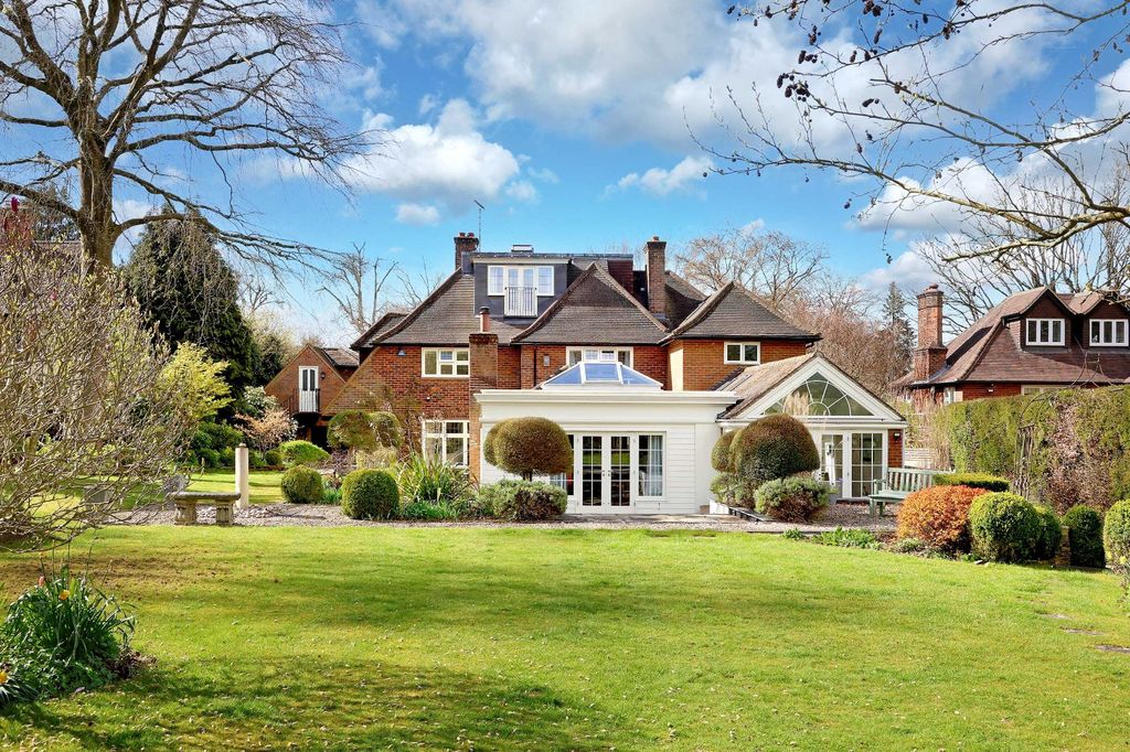 Additional image 2 of 5 bed detached house for saleWestfield Road, Beaconsfield HP9