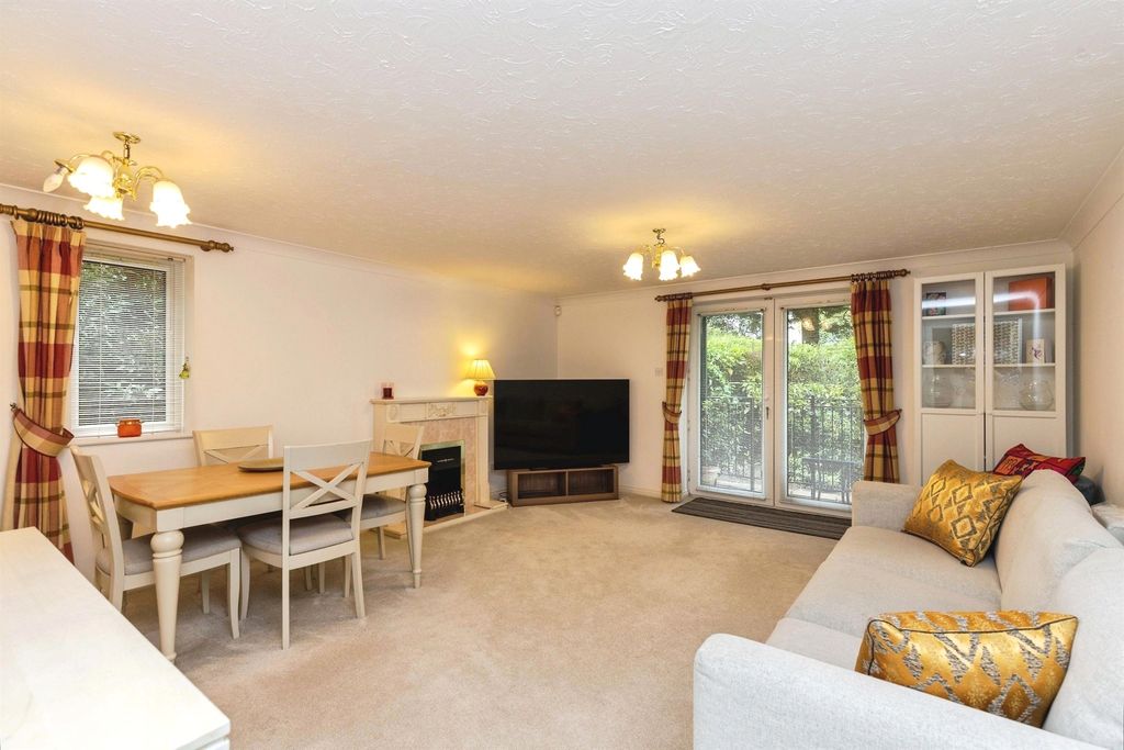 Additional image 5 of 2 bed flat for saleSt. Peters Road, Bournemouth BH1